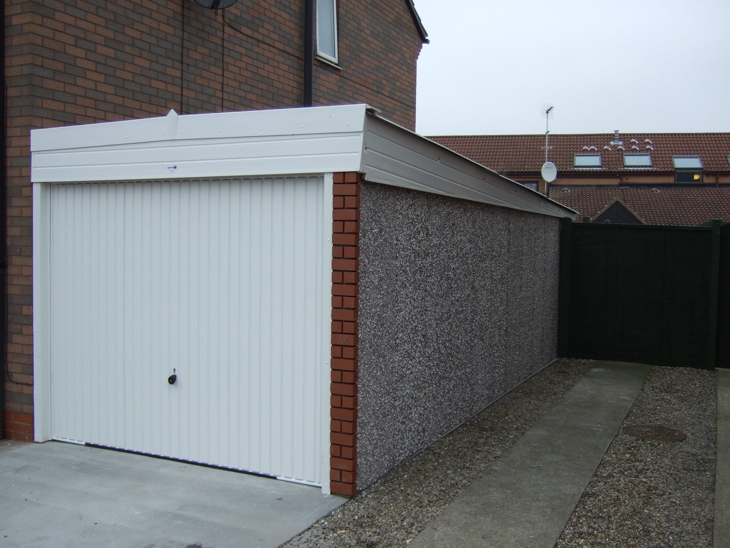 Hanson Knight Royale Pent Garage – GCS Leisure Buildings