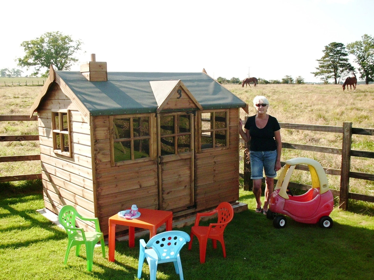 Snowdrop cottage Playhouse